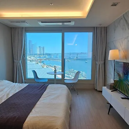 Switzen Kcc Ocean View Aparthotel