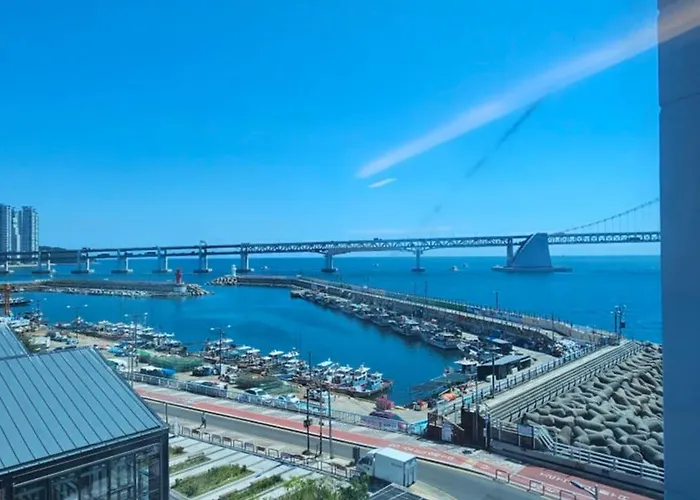 Switzen Kcc Ocean View 3* Busan